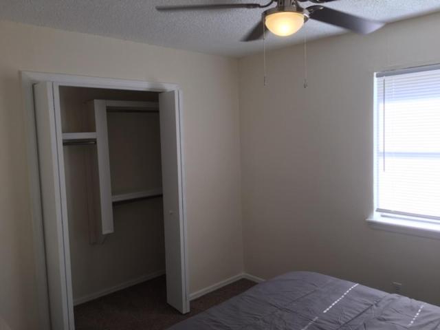 Fully Furnished Two Bedroom Apartment Lawton Exterior foto